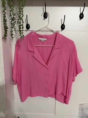 Women's Pink Short Sleeve Button Front Top